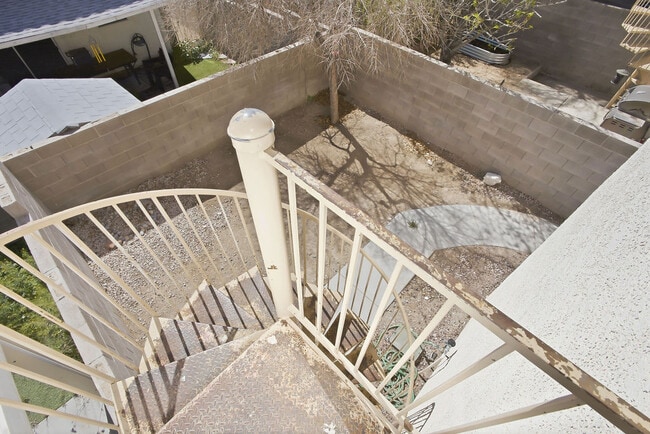 Building Photo - 7561 Glowing Ember Ct