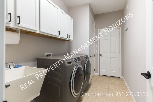 Building Photo - 15683 Lemon Fish Dr