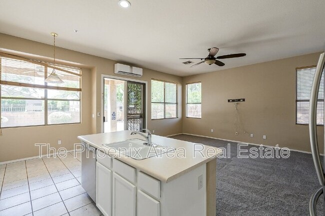 Building Photo - 7237 E Gallego Ln