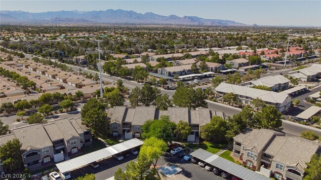 Building Photo - 5055 W Hacienda Ave