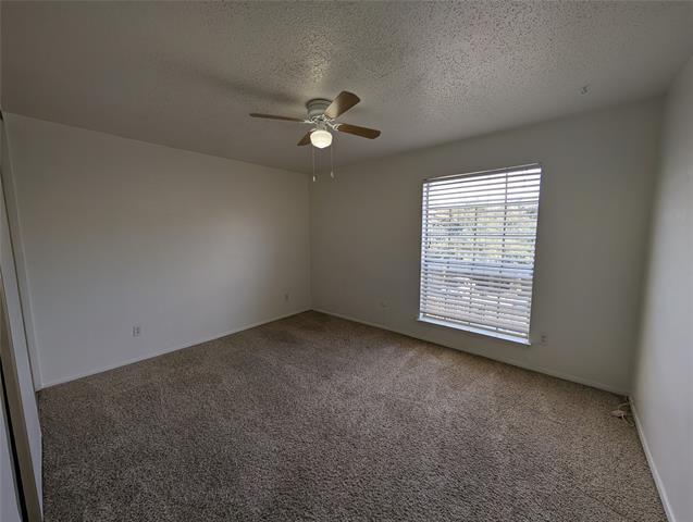 Building Photo - 8560 Park Ln