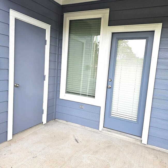 Building Photo - 10607 Hadley Pk Trl