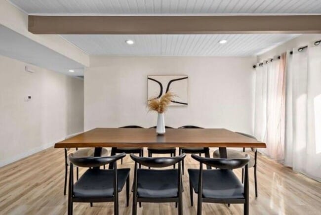 Building Photo - 209 Camino Elevado