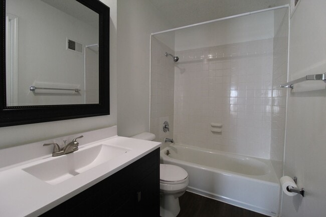 Building Photo - April FREE On This Fully Remodeled 2 Bedroom 1.5 Bath Duplex In Olathe