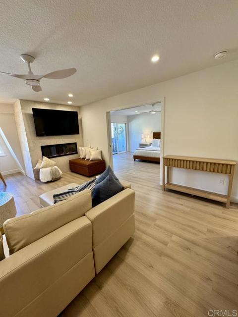 Building Photo - 1562 Camino Del Mar