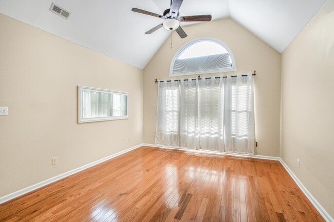 Building Photo - 1108 Brittley Way