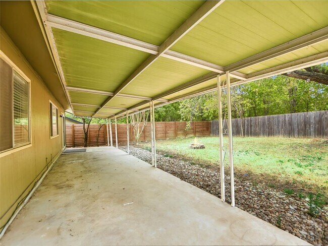 Building Photo - 5255 Meadow Creek Dr