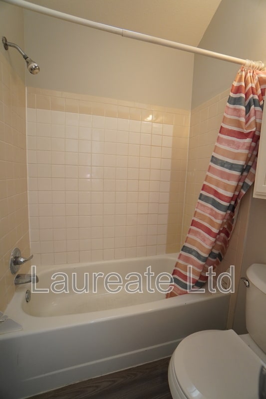 Building Photo - 982 S Pitkin Ct