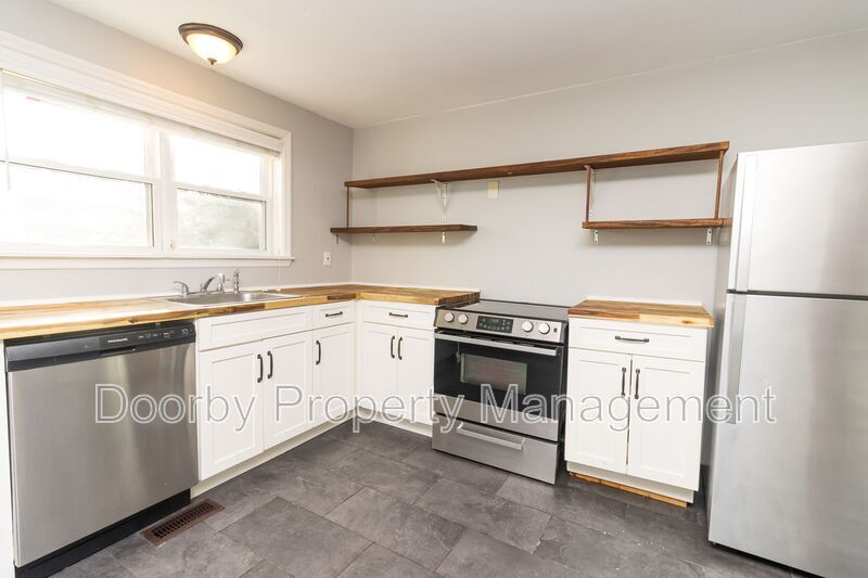 Building Photo - 1908 Cleveland Ave