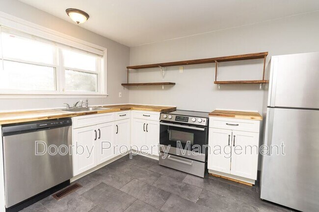 Building Photo - 1908 Cleveland Ave