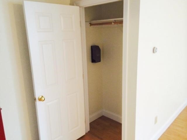 Building Photo - 4 Martin St