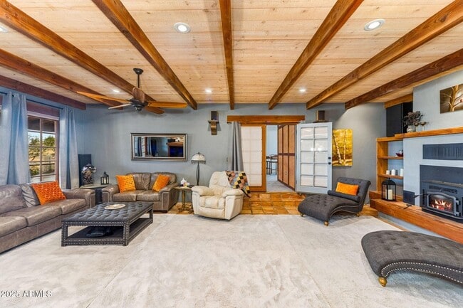 Building Photo - 1 Pinto Trail