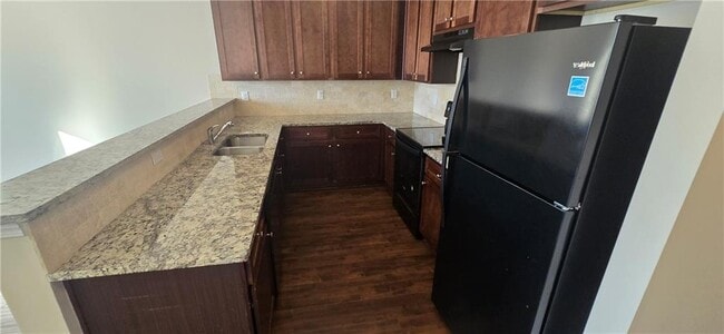 Building Photo - 5831 Taka Ln