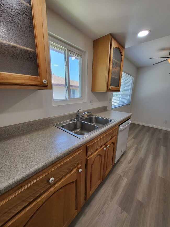 Building Photo - 8838 Mission Vega Ct