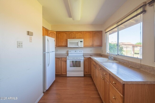 Building Photo - 5210 W Monte Cristo Ave