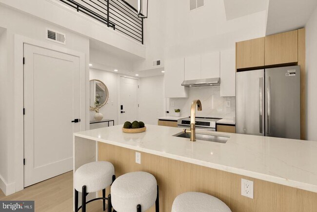 Building Photo - 3923 14th St NW