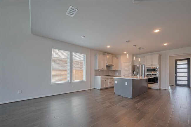 Building Photo - 1818 Smithers Landing Dr