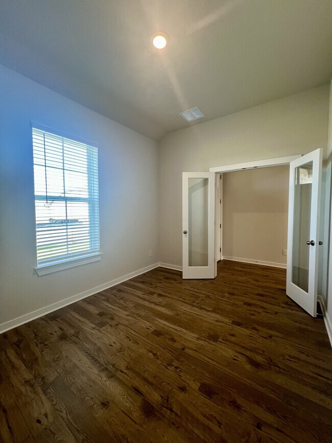 Building Photo - 14438 Inspiration Pt