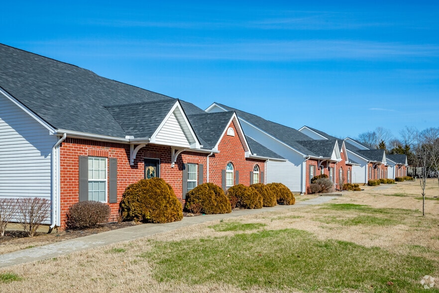 Primary Photo - Chapman's Retreat