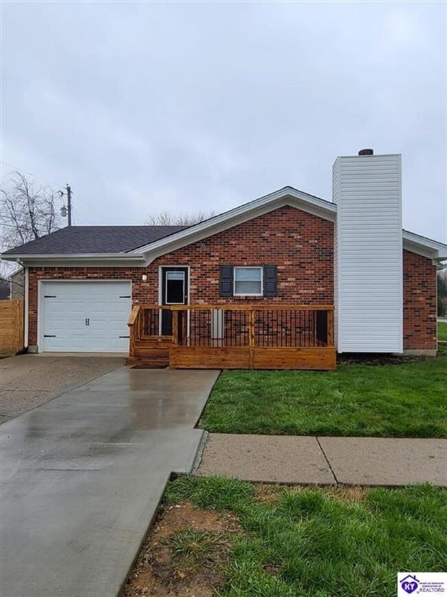 Building Photo - 1506 W Elm Rd