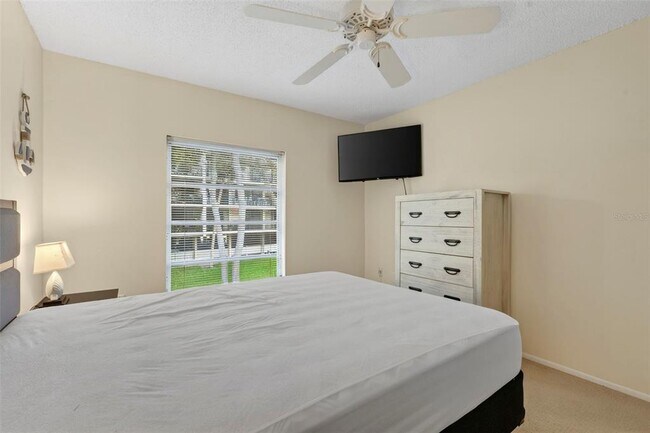 Building Photo - 2700 Bayshore Blvd