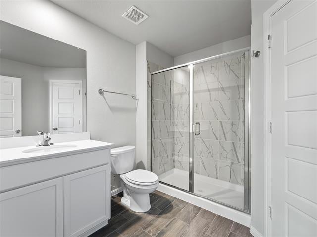 Building Photo - 3301 Redbud Flower Trl