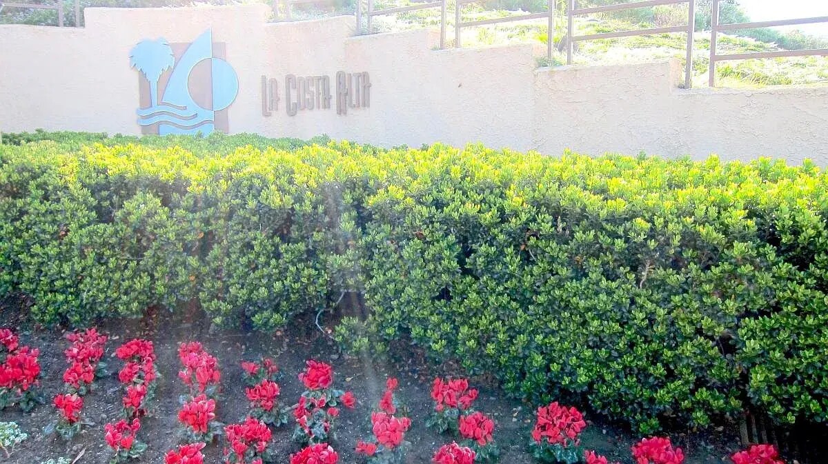Complex Entrance - 6971 Ballena Way
