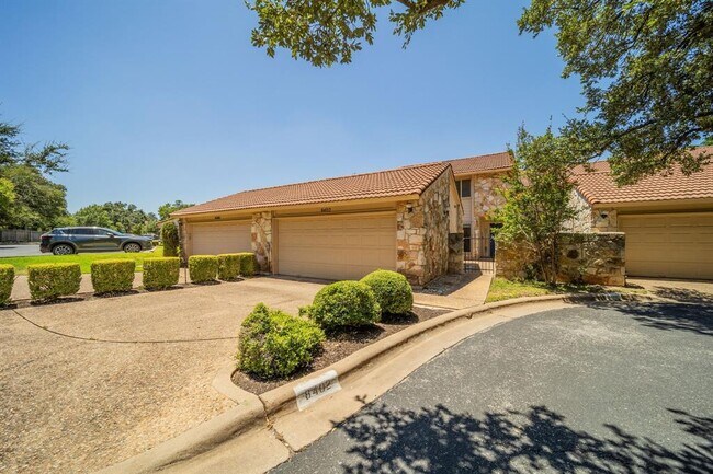 Building Photo - 8402 Alta Mesa