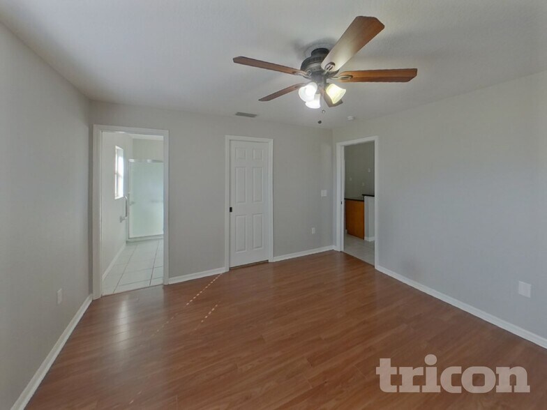 Building Photo - 1403 14th St W