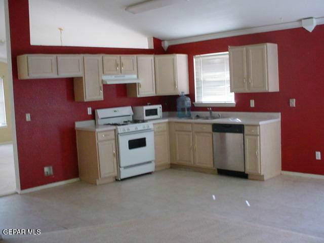 Building Photo - 3445 Flagon Pl