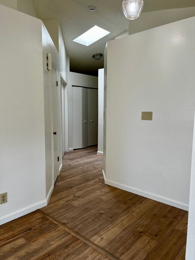 Building Photo - 1411 Ambassador Drive - Located in Northwe...