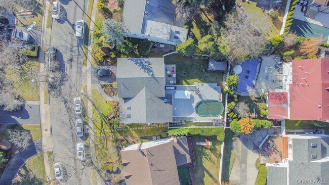 Building Photo - 972 South End