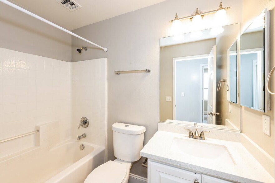 Building Photo - 869 Shining Rose Pl