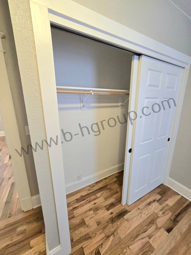 Building Photo - 2629 Roosevelt Rd