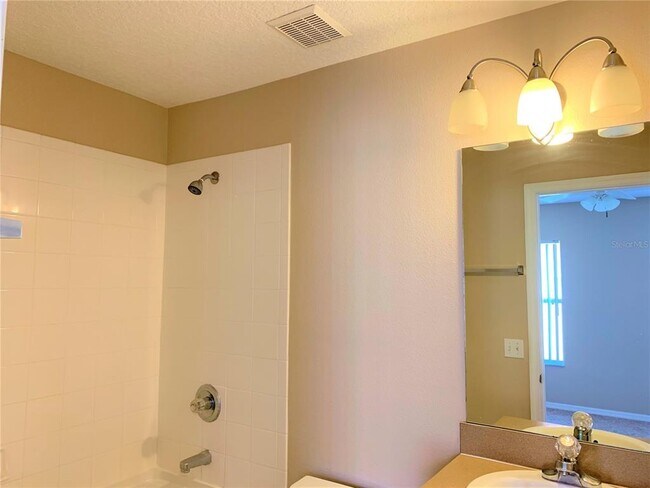 Building Photo - 5311 Paradise Cay Cir