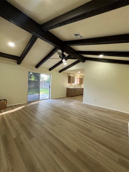 Building Photo - 5023 Ridgestone St