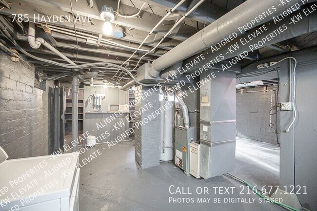 Building Photo - 785 Hayden Ave