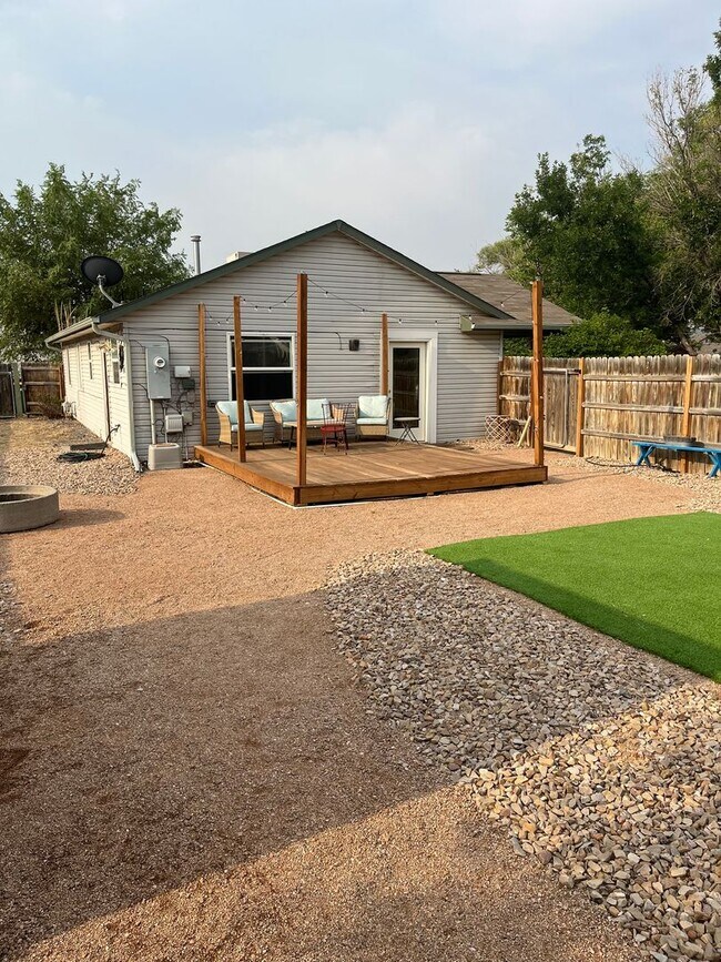 Building Photo - 3 Bed 1.5 Bath Home in Fruita
