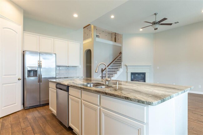 Building Photo - 24131 Cannon Anello Ct