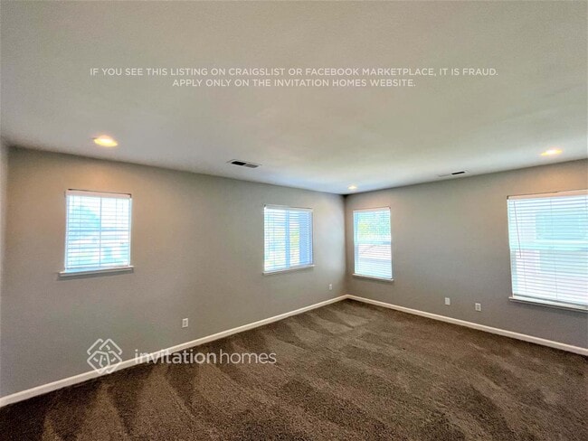 Building Photo - 1566 Maryclair Dr