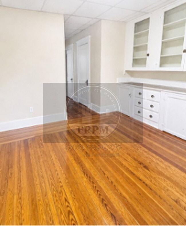 Building Photo - 244 Osborn St
