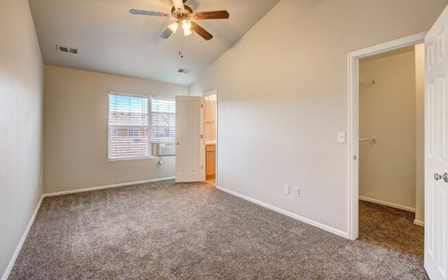 Building Photo - 4843 Harrier Ridge Dr