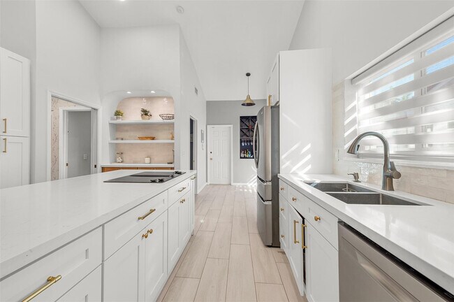 Building Photo - 1611 NW 101st Way