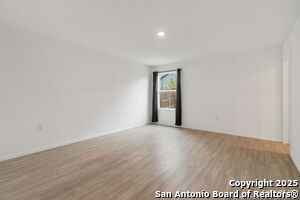 Building Photo - 12058 Still Pass