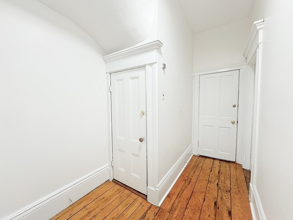 Building Photo - 269 Lamartine St