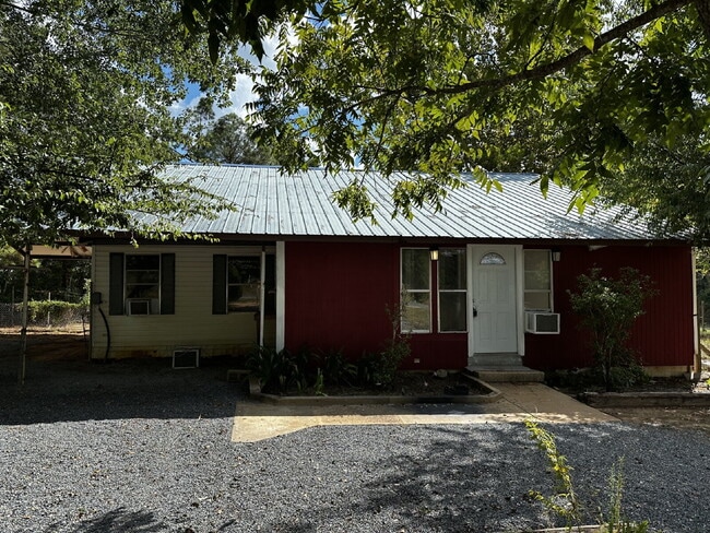 Building Photo - 881 Greenhead Rd