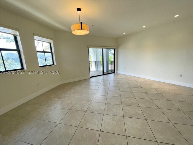 Building Photo - 10600 NW 88th St