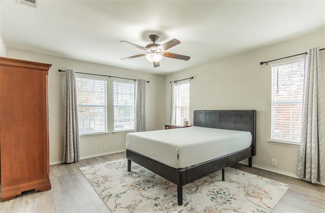 Building Photo - 2212 Canterbury Park Dr