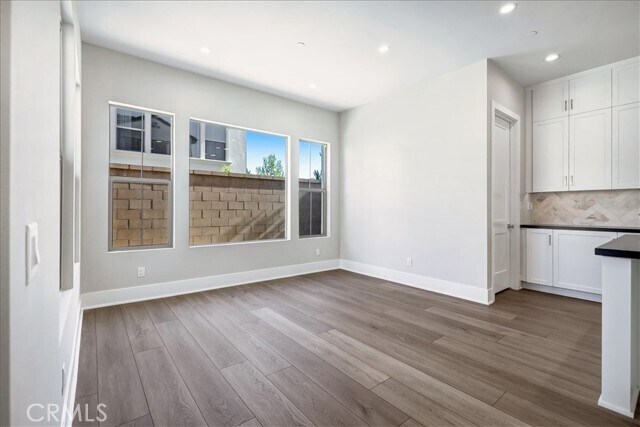 Building Photo - 212 Mistwater