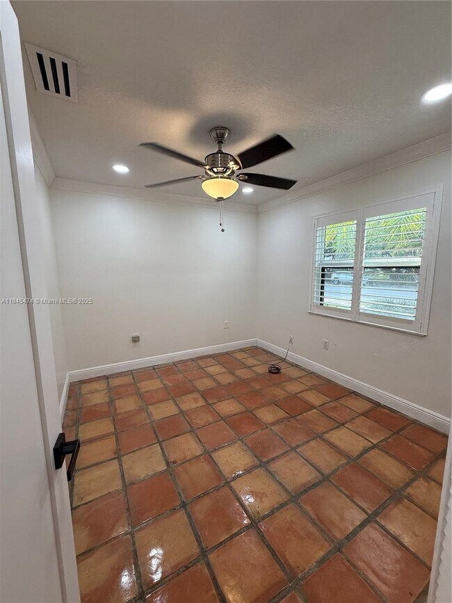 Building Photo - 12030 SW 92nd St